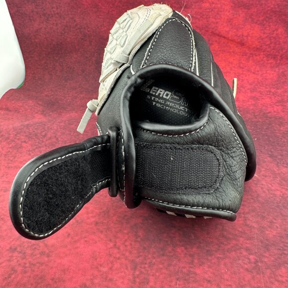 RAWLINGS SURE CATCH 10.5 inch YOUTH BASEBALL GLOVE, MODELNUMBER SC105BGB RH - Picture 10 of 14